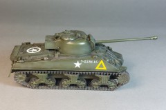 2.-M4A4-Sherman-VC-Airfix-1-72