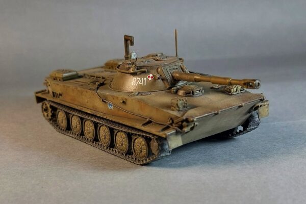 PT-76 -7 Łużycka Dywizja Desantowa,1-72 Revell, autor.Andrzej Hajdasz_02